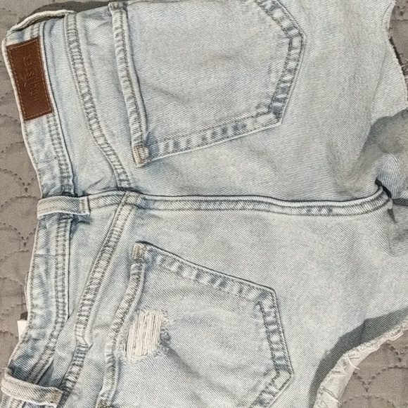 Ultra High Rise Mom Short 3" - Picture 3 of 3